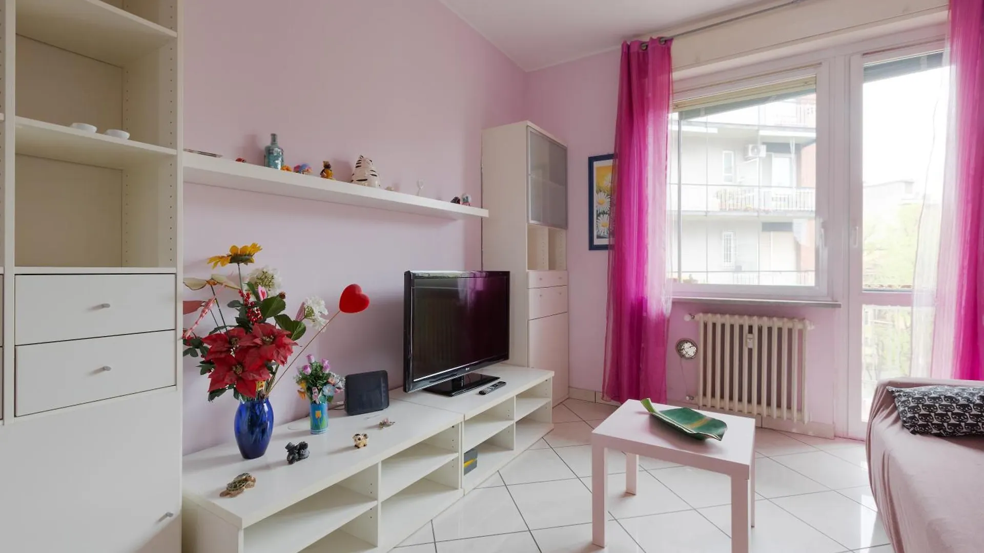 Mac Mahon - Colorful Apartment With Balcony! Milan Italy