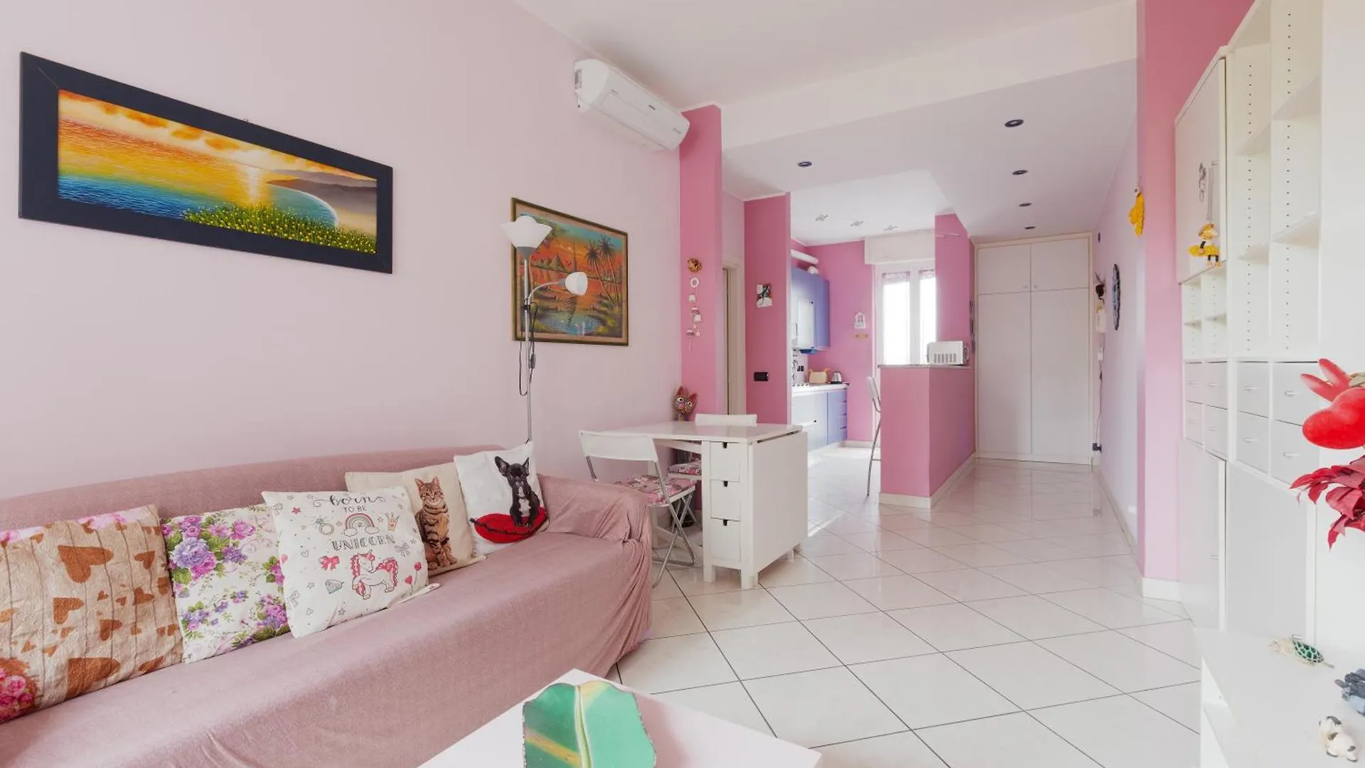 Mac Mahon - Colorful Apartment With Balcony! Milan