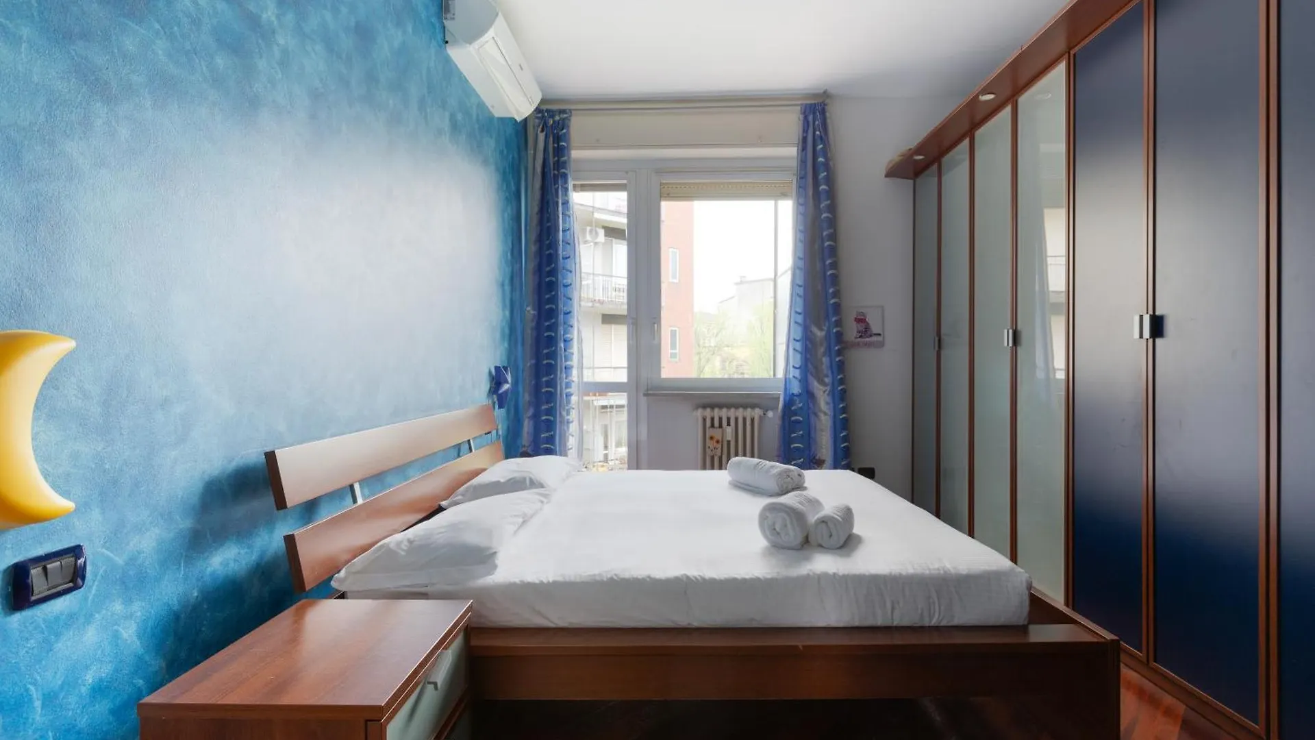 Mac Mahon - Colorful Apartment With Balcony! Milan Italy